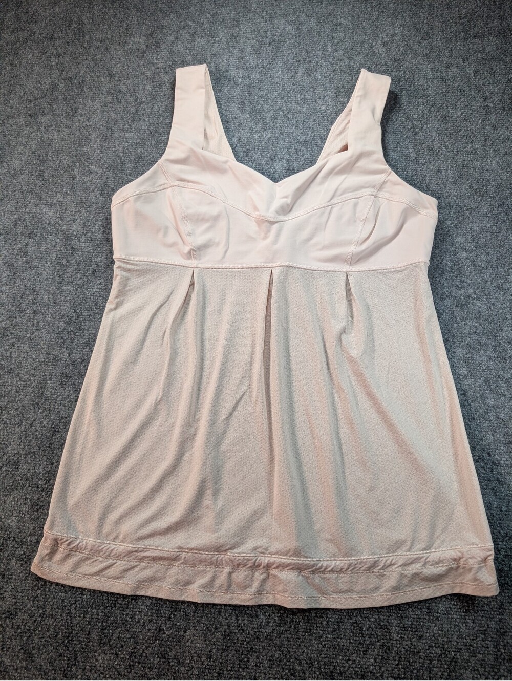 Lululemon Tame Me Tank Light Pink Size 12 Athleisure Athletic Gym Workout